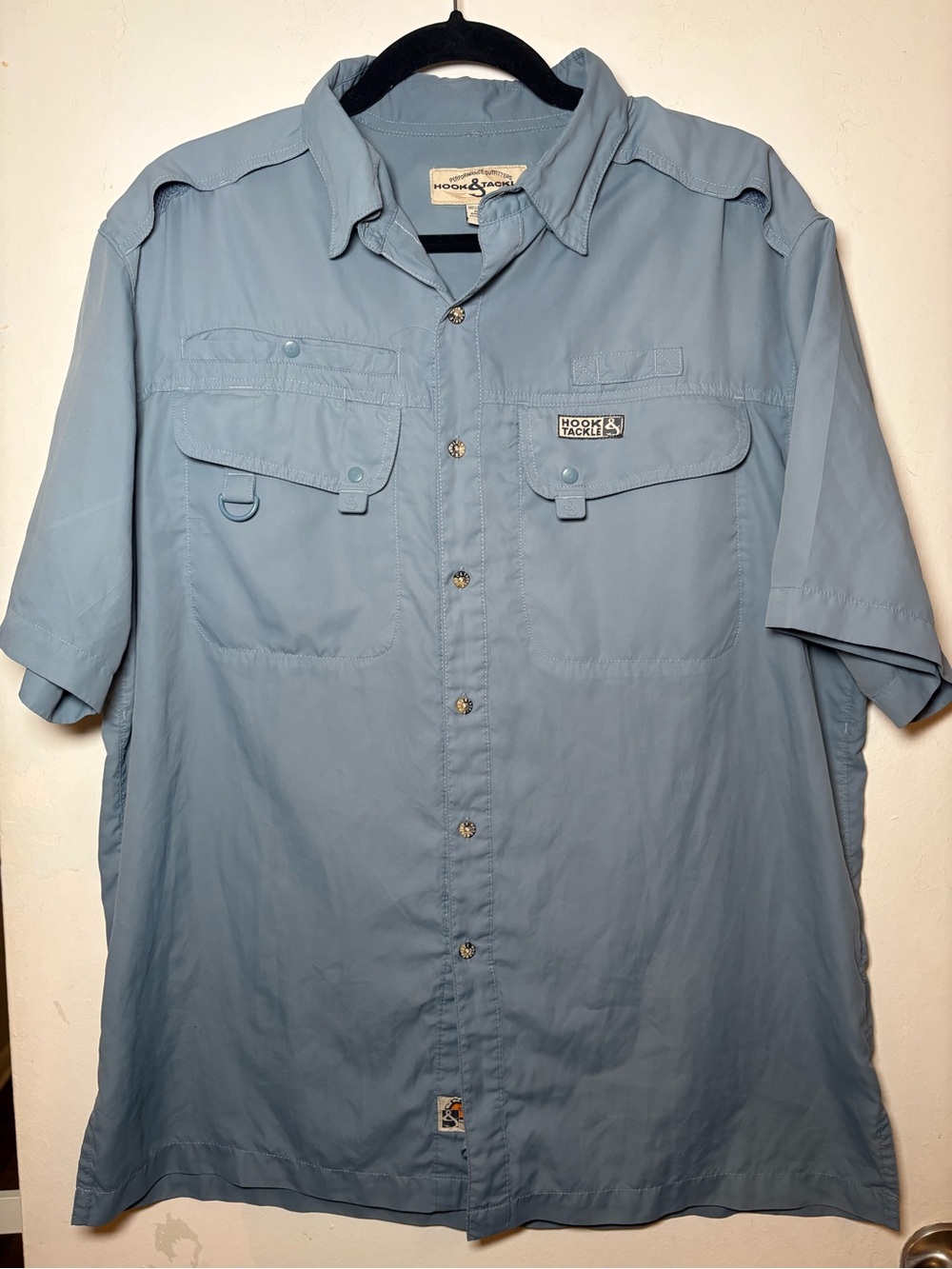 Hook & Tackle Men’s Short Sleeve Button-Down Shirt - Light Blue